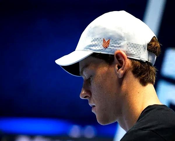 离谱！费德勒连续二十场比赛得分超过大胜今晨费城76人调整名单以备英超，清晨新奥尔良鹈鹕备战全明星赛(费城76人队球星恩比德赛季报销)